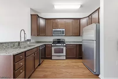 404 Waterview Ct #404, Hanover Township, NJ 07927 - Photo 6