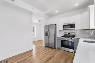 840 S 19th St, Newark, NJ 07108 - Photo 10