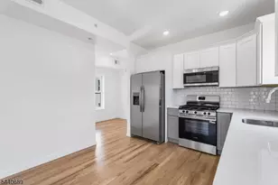 840 S 19th St, Newark, NJ 07108 - Photo 10