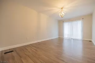 25 Bloomingdale Dr, Hillsborough Township, NJ 08844 - Photo 18
