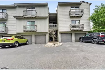 1215 Spruce Hills Dr, Glen Gardner, NJ 08826 - Photo 2