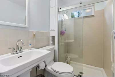 39 Woodlawn Dr, Chatham Township, NJ 07928 - Photo 22