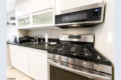 605 Grove St #H3, Clifton, NJ 07013 - Photo 6