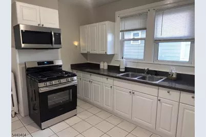 27 Somerset St #2, Somerville, NJ 08876 - Photo 2