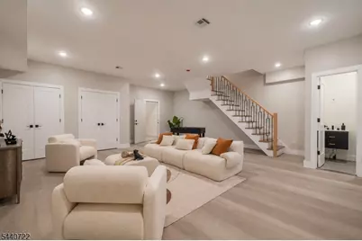 393 Myrtle Ave, Irvington, NJ 07111 - Photo 8