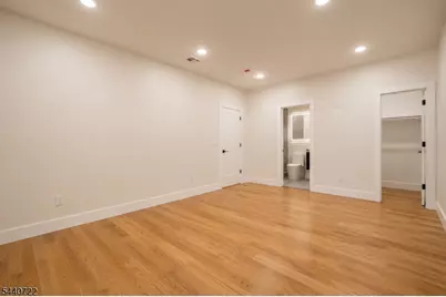 393 Myrtle Ave, Irvington, NJ 07111 - Photo 18