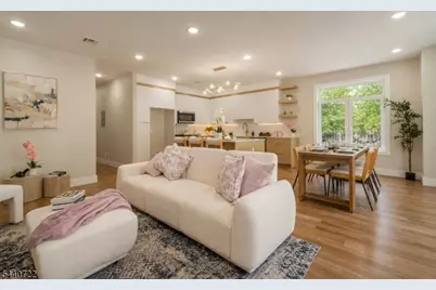 393 Myrtle Ave, Irvington, NJ 07111 - Photo 2