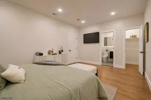 393 Myrtle Ave, Irvington, NJ 07111 - Photo 12