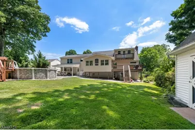 36 Hancock Dr, West Milford, NJ 07480 - Photo 8