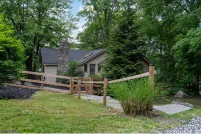 1098 Lakeside Dr, Vernon Twp., NJ 07422 - Photo 36