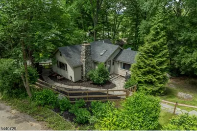 1098 Lakeside Dr, Vernon Twp., NJ 07422 - Photo 40