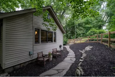1098 Lakeside Dr, Vernon Twp., NJ 07422 - Photo 28