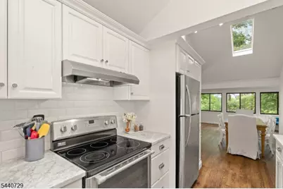 1098 Lakeside Dr, Vernon Twp., NJ 07422 - Photo 20