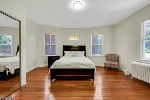 127 S Burnett St R, East Orange, NJ 07018 - Photo 14