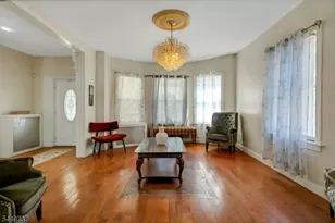 127 S Burnett St R, East Orange, NJ 07018 - Photo 6