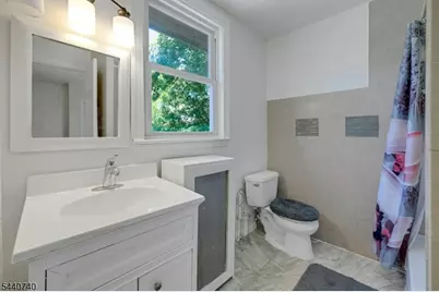 127 S Burnett St R #5, East Orange, NJ 07018 - Photo 16