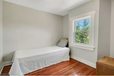 127 S Burnett St R #5, East Orange, NJ 07018 - Photo 14