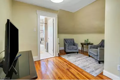 127 S Burnett St R #6, East Orange, NJ 07018 - Photo 16