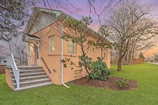 91 Clinton Ave, Mansfield Township, NJ 07865 - Photo 1