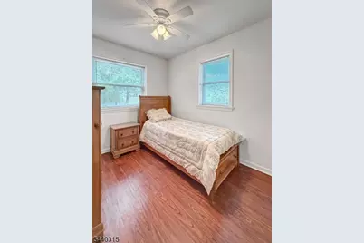 91 Clinton Ave, Mansfield Township, NJ 07865 - Photo 4
