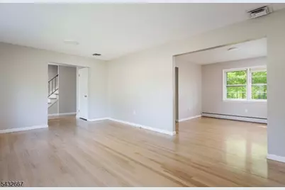 21 Saint Germain Dr, Clark Township, NJ 07066 - Photo 8