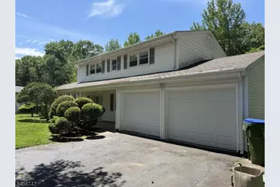 13 Greenwich Rd, Edison, NJ 08820 - Photo 18