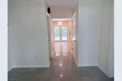13 Greenwich Rd, Edison, NJ 08820 - Photo 8