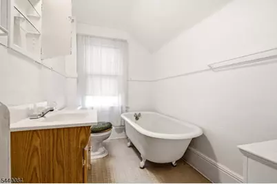 182 Heywood Ave, Orange, NJ 07050 - Photo 22