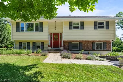 29 Oxford Cir, Montgomery Township, NJ 08558 - Photo 4