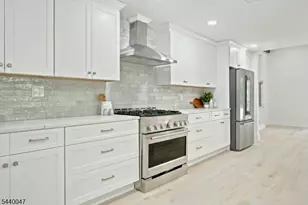 55 Green Hill Rd, Springfield, NJ 07081 - Photo 18
