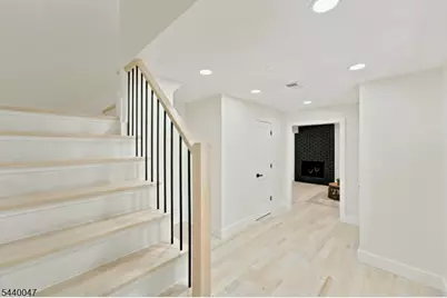55 Green Hill Rd, Springfield, NJ 07081 - Photo 42