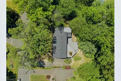 55 Green Hill Rd, Springfield, NJ 07081 - Photo 46