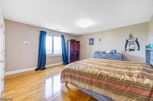207 Eileen Dr, Cedar Grove, NJ 07009 - Photo 10