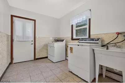1004-06 Park Ln, Plainfield, NJ 07062 - Photo 16