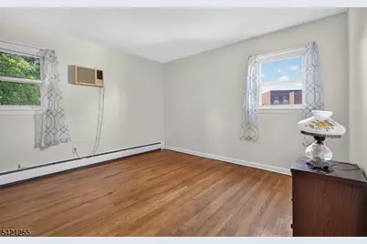 1004-06 Park Ln, Plainfield, NJ 07062 - Photo 18