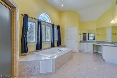 2 Coe Farm Rd, Mendham Township, NJ 07869 - Photo 28