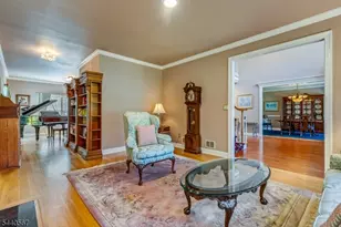 2 Coe Farm Rd, Mendham Township, NJ 07945 - Photo 8