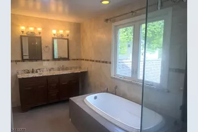 62 W McClellan Ave, Livingston Twp., NJ 07039 - Photo 12