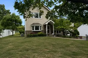 62 W McClellan Ave, Livingston Twp., NJ 07039 - Photo 1