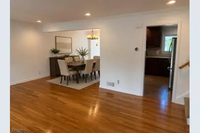 62 W McClellan Ave, Livingston Twp., NJ 07039 - Photo 4