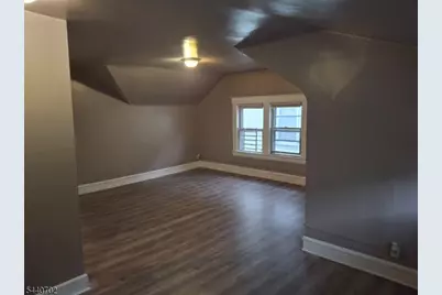 258 Van Nostrand Ave, Jersey City, NJ 07305 - Photo 10
