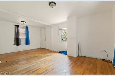 322 E Jersey St, Elizabeth, NJ 07206 - Photo 14
