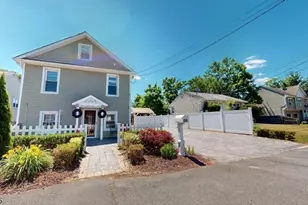 124 Green St, Franklin Township, NJ 08873 - Photo 1