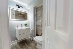 124 Green St, Franklin Township, NJ 08873 - Photo 6