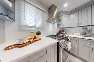 124 Green St, Franklin Township, NJ 08873 - Photo 14