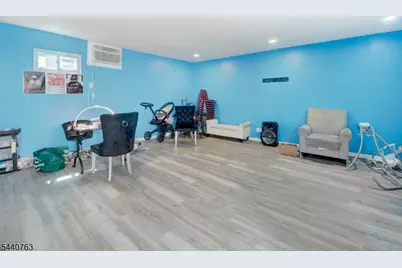 40 Bruen Ave, Irvington, NJ 07111 - Photo 10