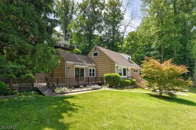 16 Lenape Ave, Andover Township, NJ 07860 - Photo 4