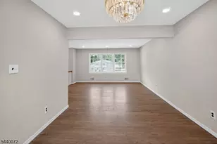 21 Ash Rd, Edison, NJ 08817 - Photo 8