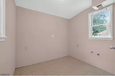 21 Ash Rd, Edison, NJ 08817 - Photo 28