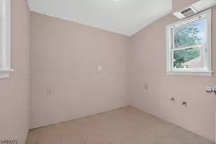 21 Ash Rd, Edison, NJ 08817 - Photo 28